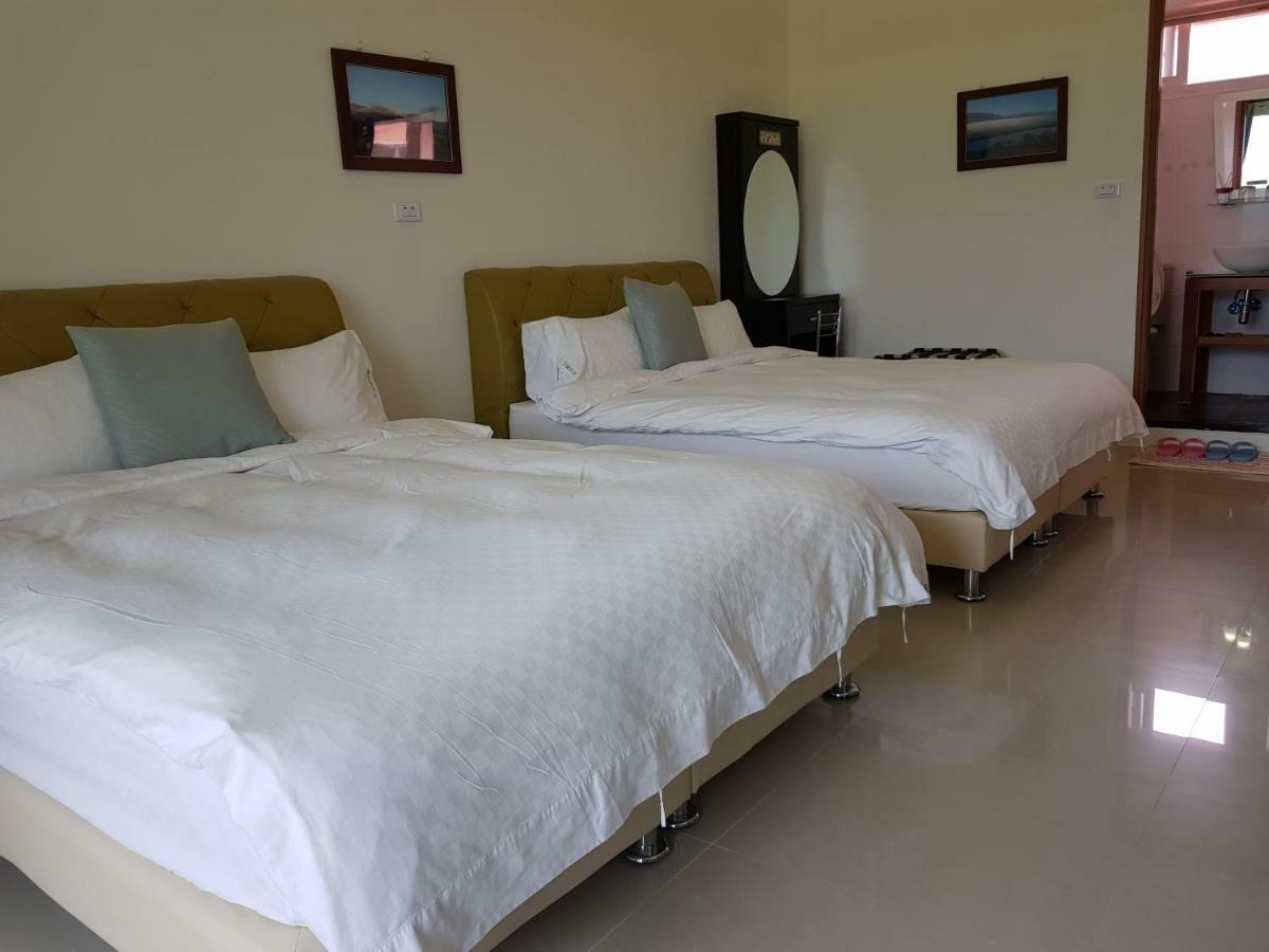 7 Milefog B&B Юйли Экстерьер фото